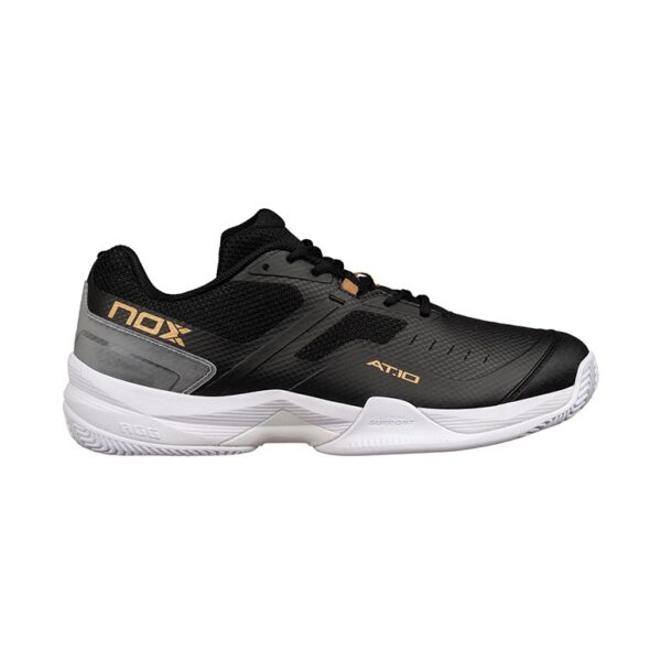 ZAPATILLAS DE PADEL NOX AT10 PRO NEGRO / ORO